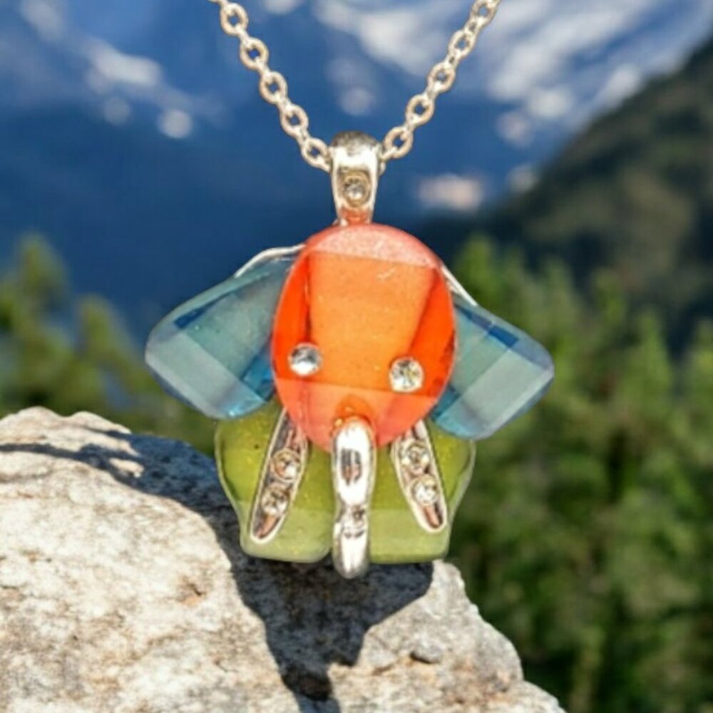 🥳HP🥳 Colorful Cute Elephant w/rhinestones on a Silver Tone 16" Necklace